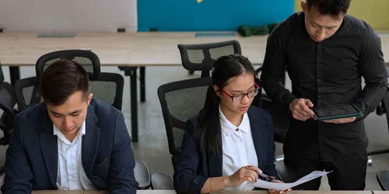 What Are the Limitations of a Fully In-House Accounting Team?